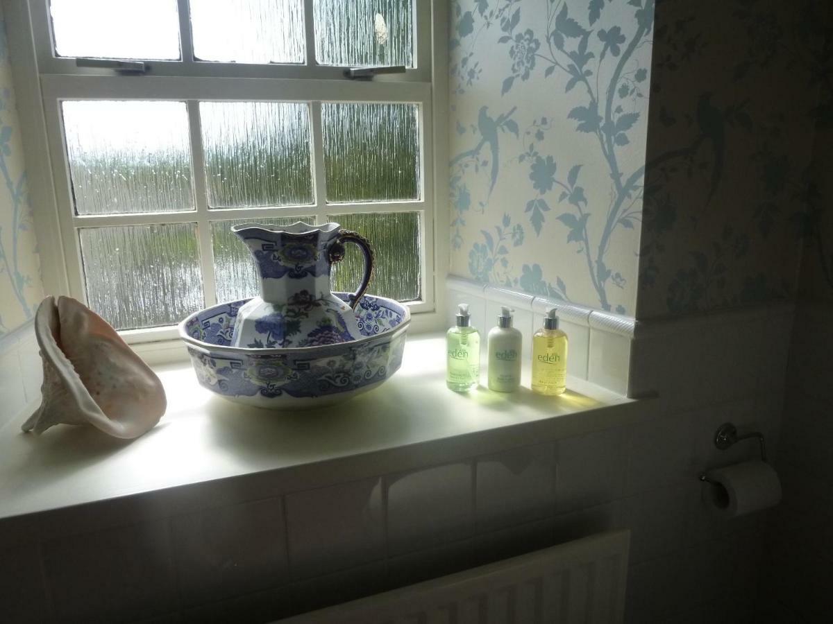 The Gin Gan Panzió Hexham Kültér fotó